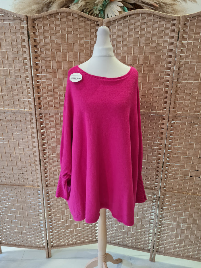 Cashmere blend oversized knit in fuchsia