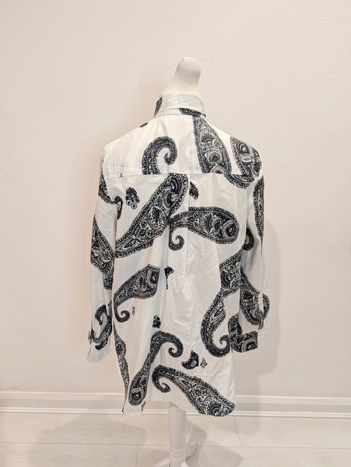COS White/Black Print Shirt 42