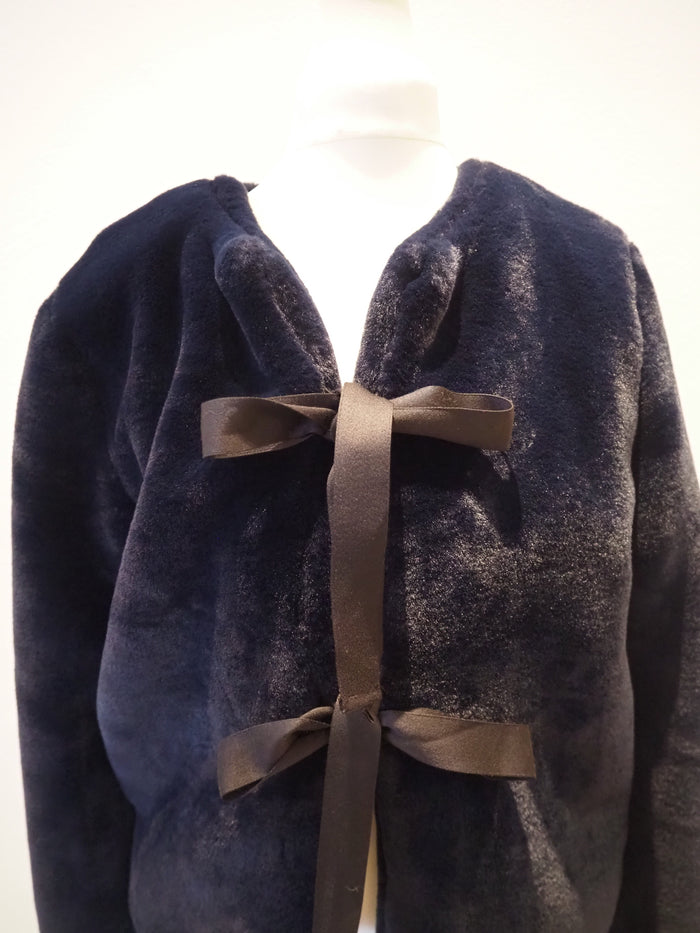Daphnea Paris Navy Faux Fur Jacket Size Small