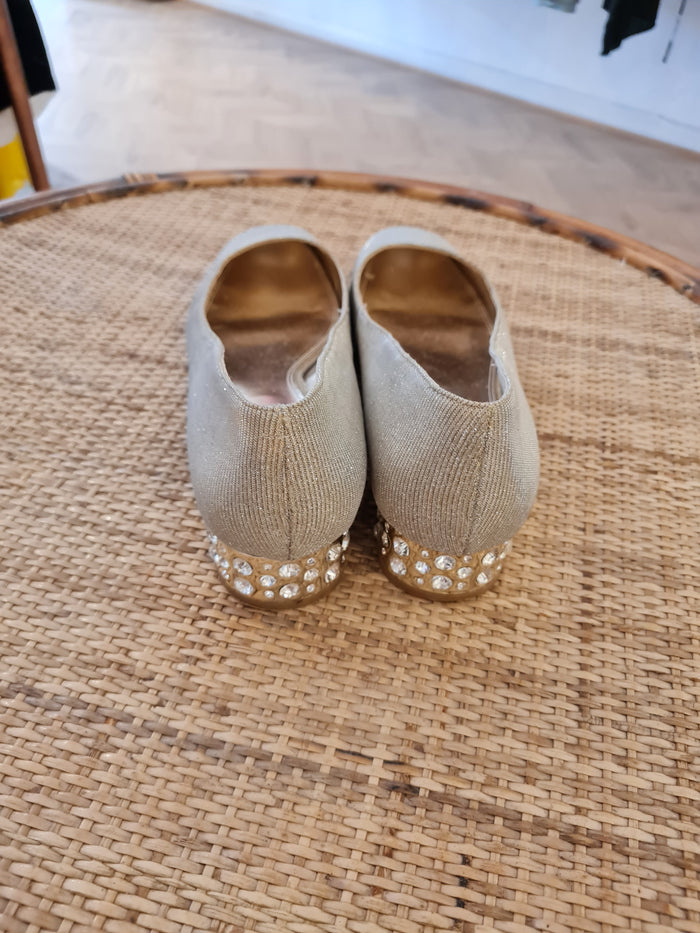 Dune gold sparkle pumps 7
