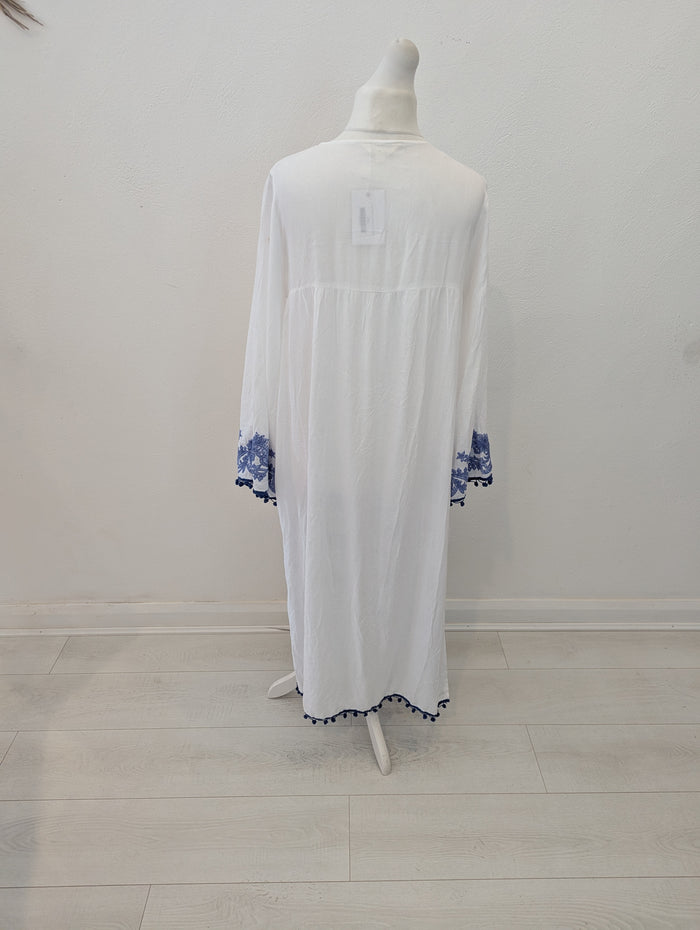 Lucky & Coco white & blue coverup M