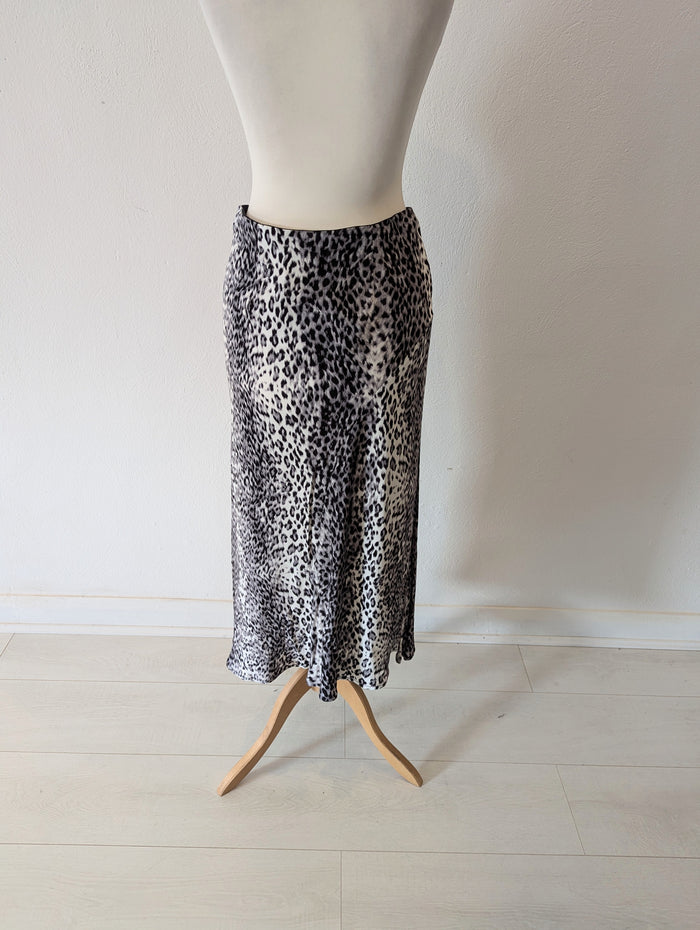 Mint Velvet Animal Print Skirt NWT 10
