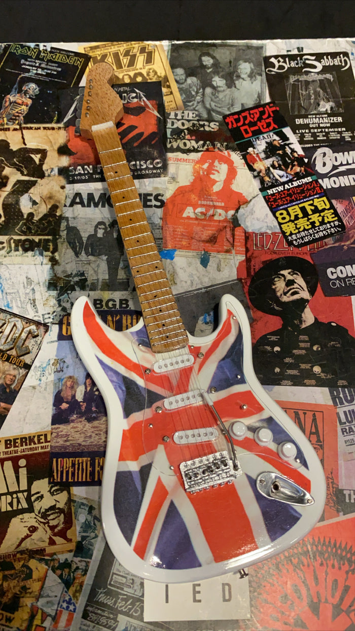 Union Jack Stratocaster Miniature Guitar