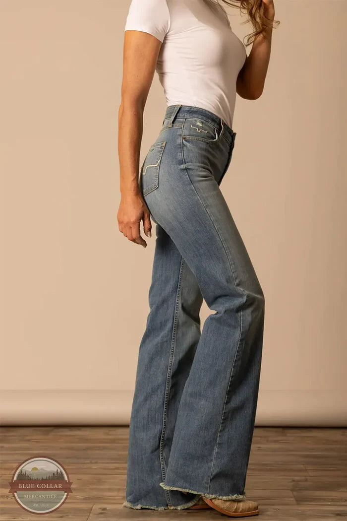 Kimes Ranch WJE0000016 Olivia light wash side view