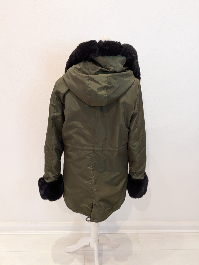 www.roiii.net Khaki Parka L