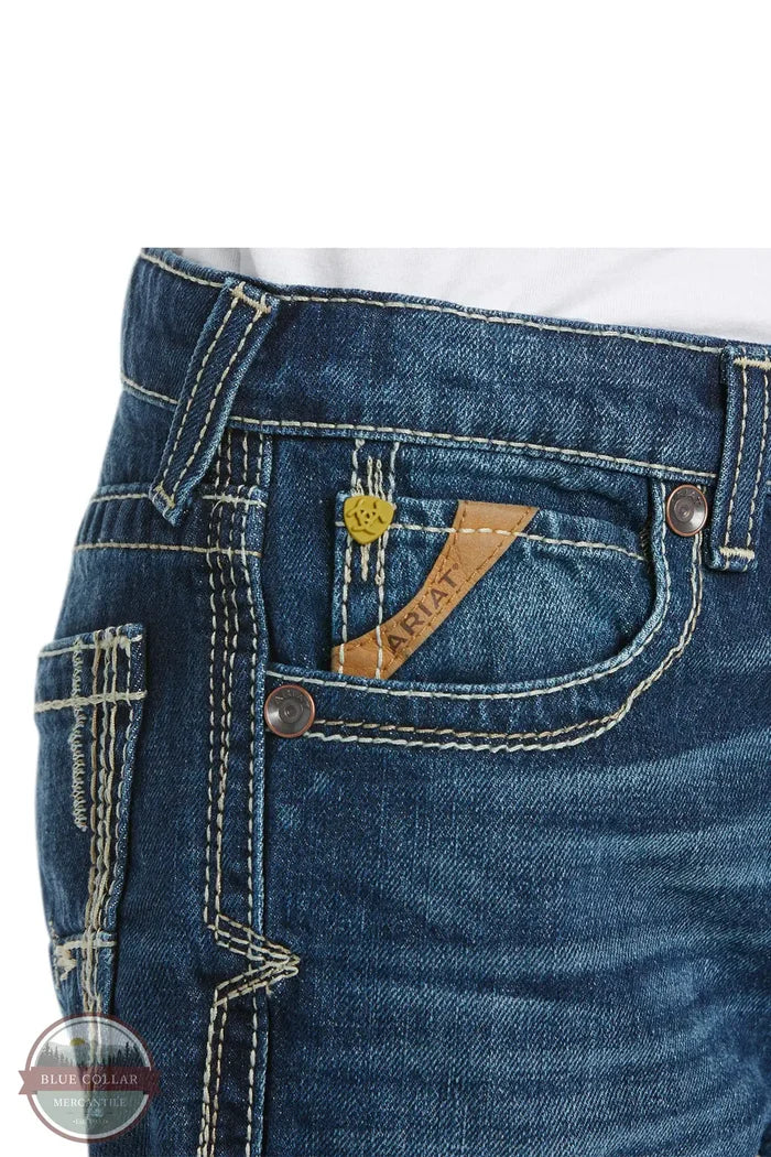 Ariat 10018338 B5 Slim Boundary Stackable Straight Leg Jean, pocket