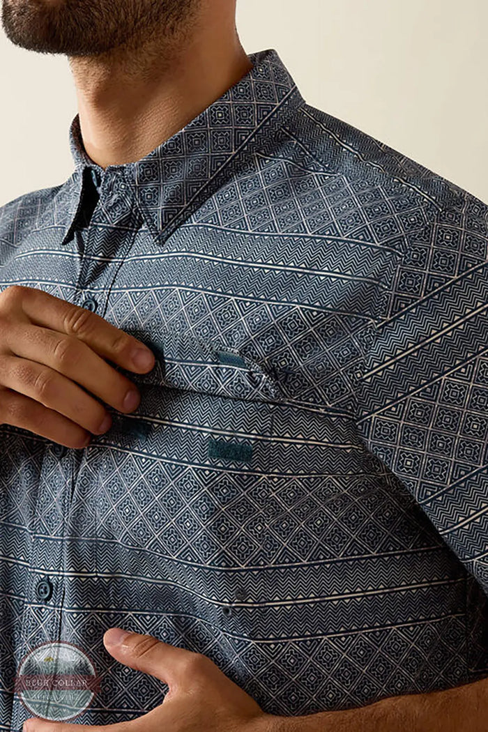 Ariat Men's Printed VentTEK Outbound Fitted Shirt in Dark Denim pocket detail view