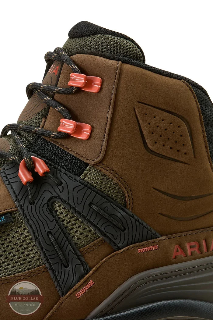 Ariat 10074272 Traverse Mid Waterproof Hiking Boot lace up detail image