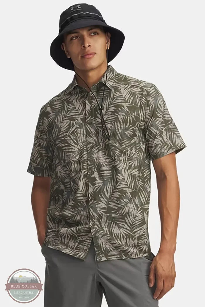 Under Armour 6009203-390 Men's UA Outdoor Essential Woven Short Sleeve Shirt front view