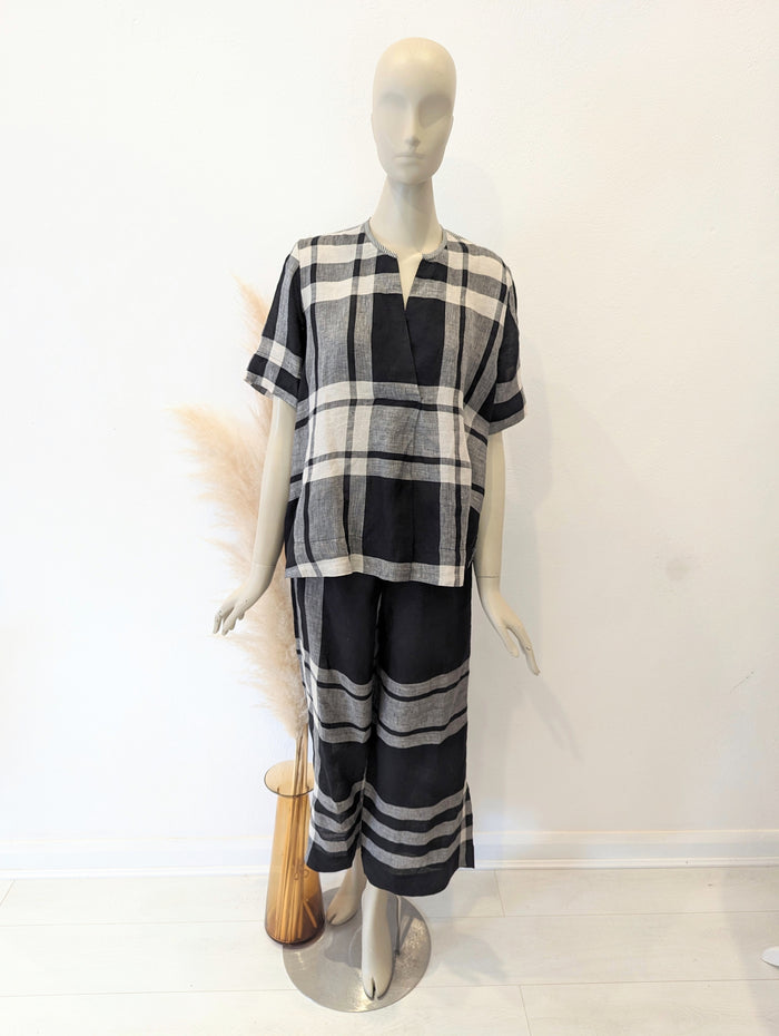 Alembika Grey Check Trouser Two Piece Medium