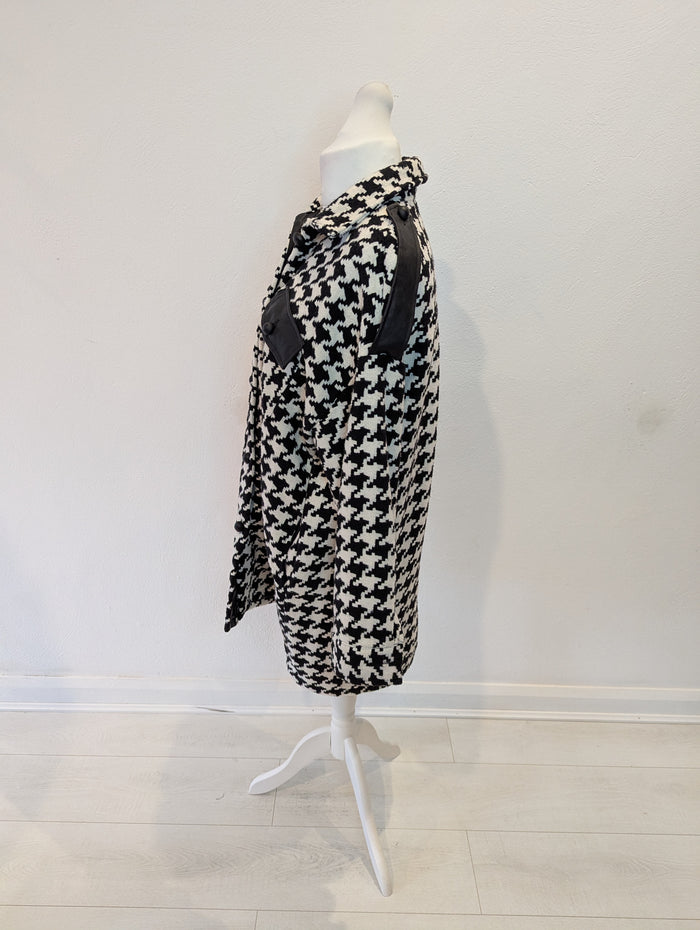 Amy & Clo Dogtooth Coat M/ L