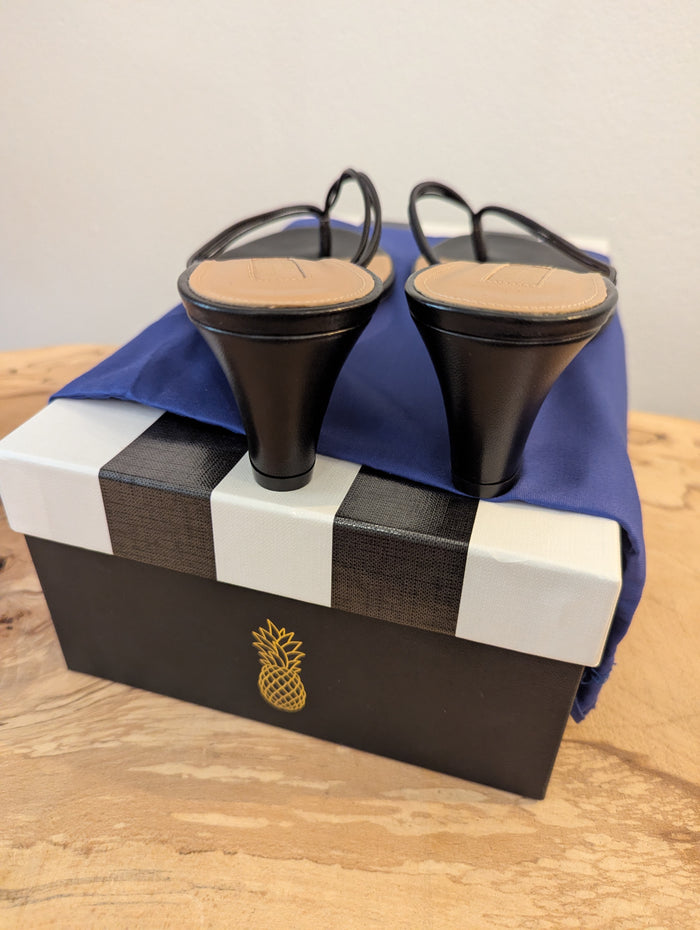 Aquazzura Black Pedi Wedges 6 New