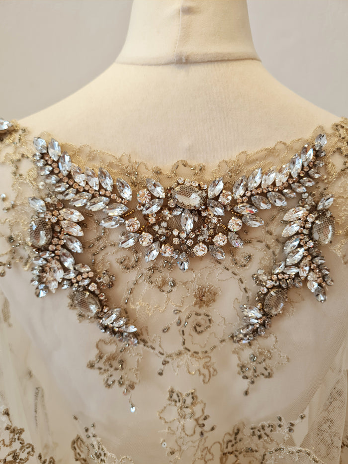 Badgley Mischka Cape RRP £400