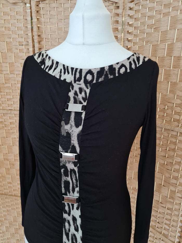 Badoo Animal print top 12