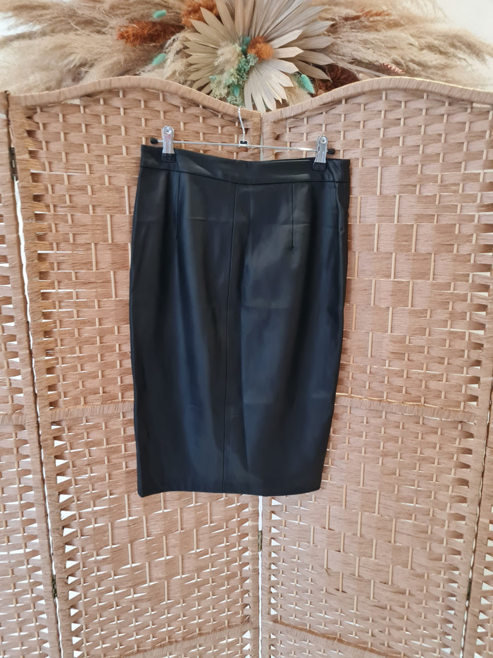 Bershka pleather skirt S