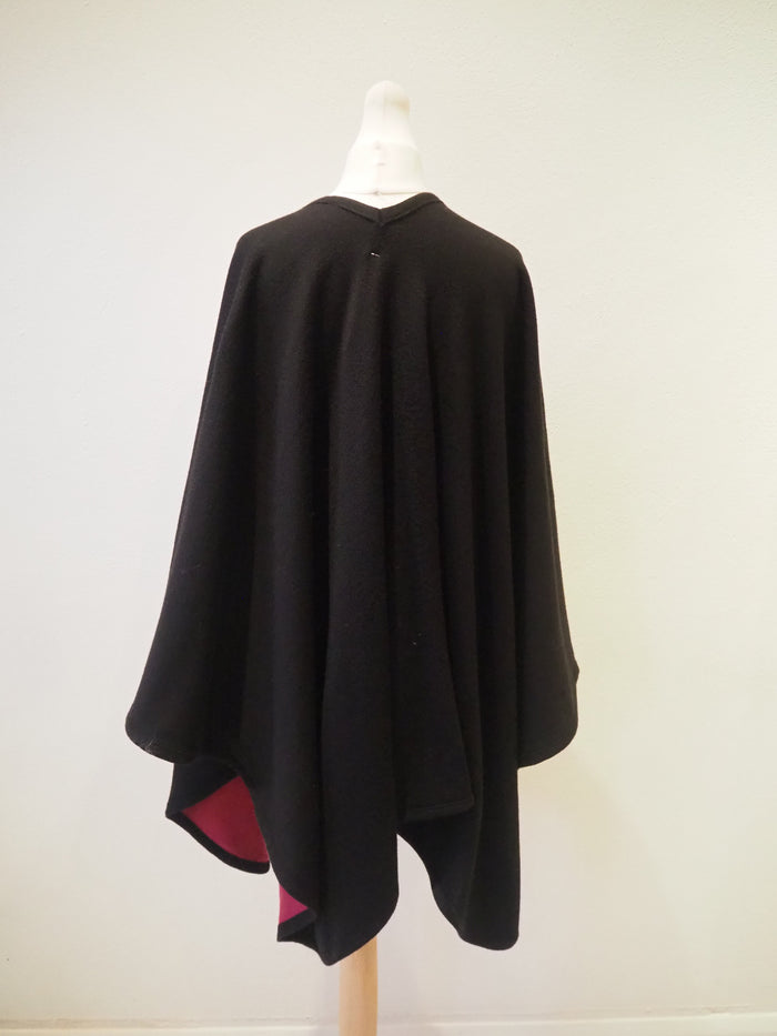Black and Cerise Wrap