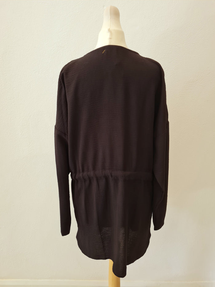 Black pulled waist top M/L