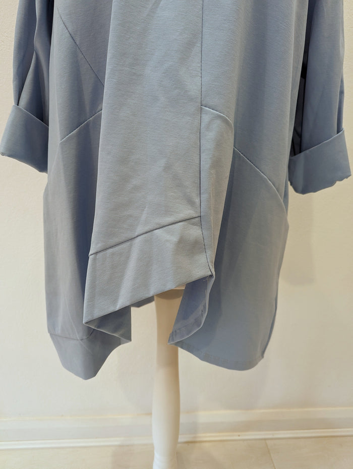 Blue Bobbin Pocket Front Top