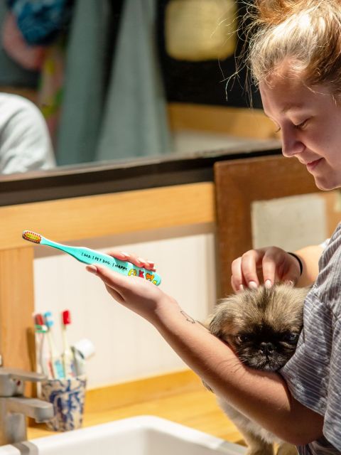 BlueQ "I Sad. I Pet Dog. I Happy." Toothbrush BLUEQ