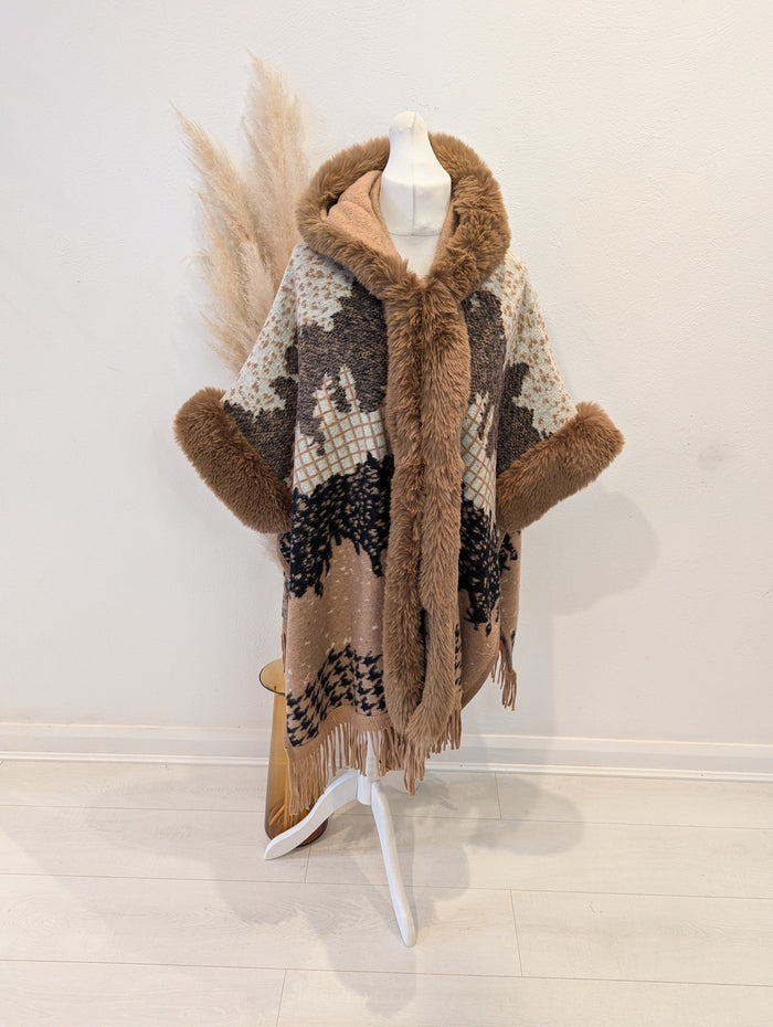 Brown/Back Hooded Poncho One size