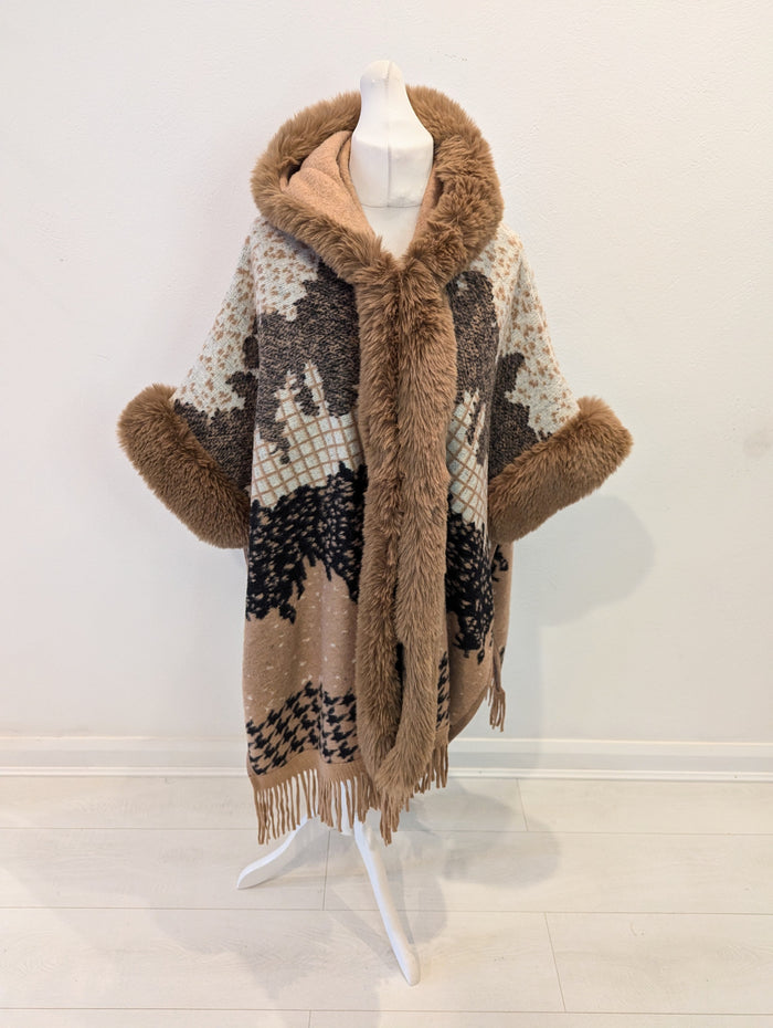Brown/Back Hooded Poncho One size