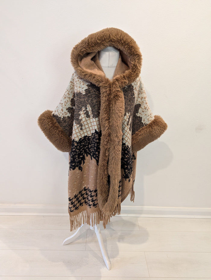Brown/Back Hooded Poncho One size