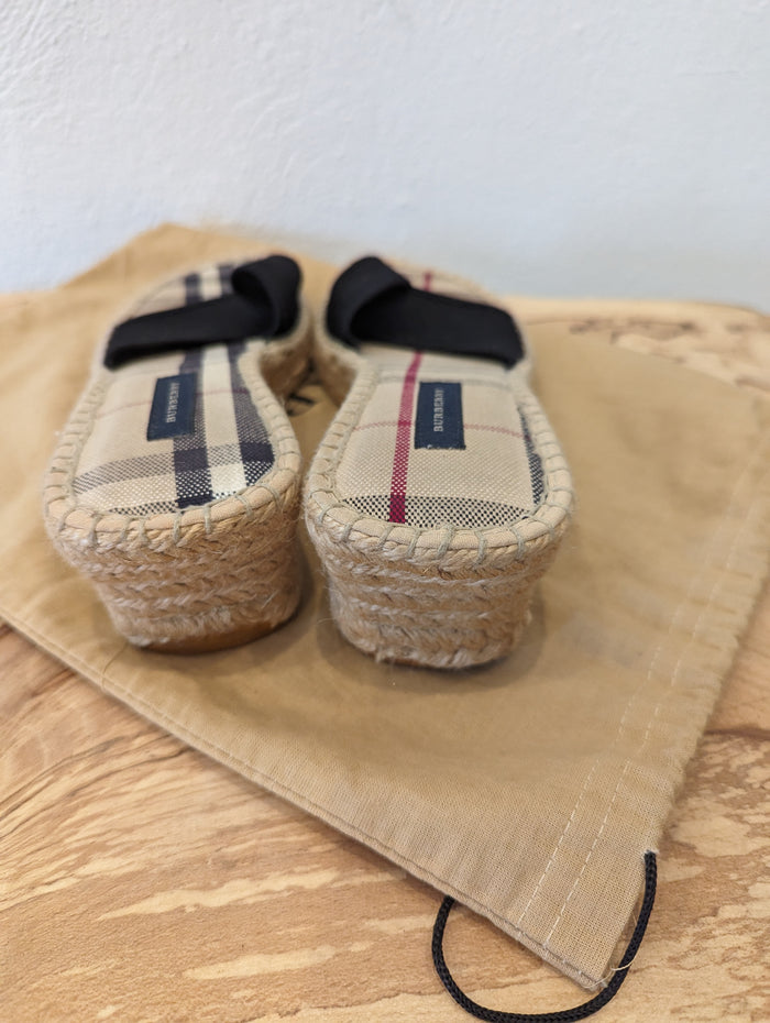 Burberry Sliders 6
