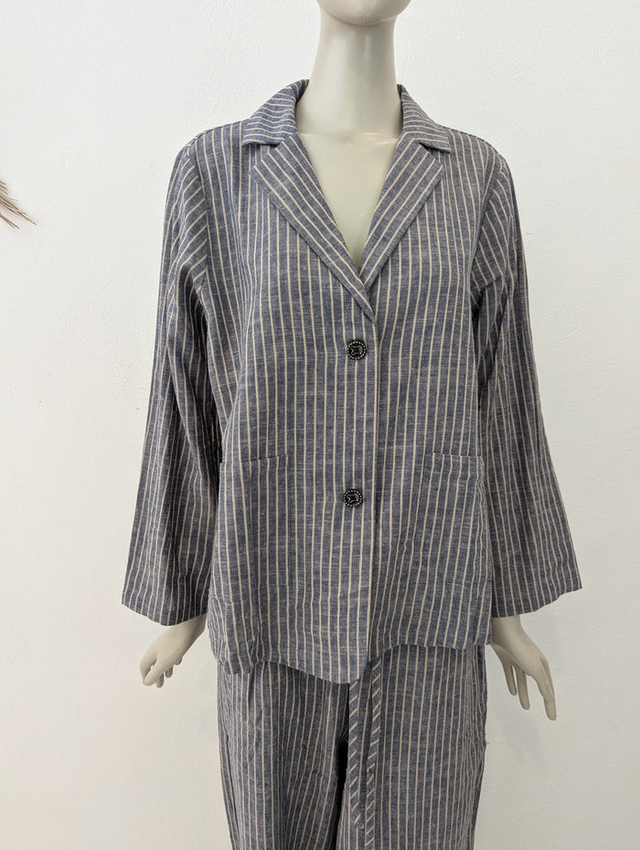 BuyKud Stripe Trouser Suit L NWT
