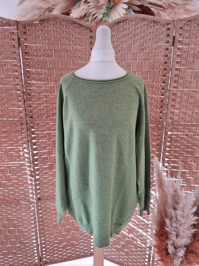 Cadenza Green jumper & scarf