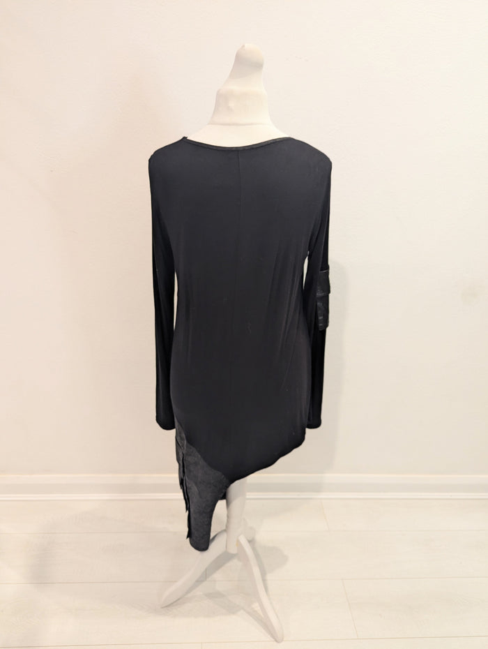 Caraclan Black Dip Hem Tunic S