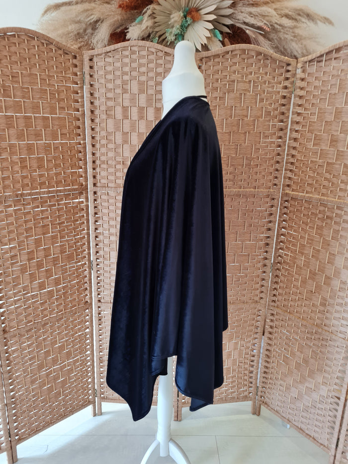 Carmen cape in black one size
