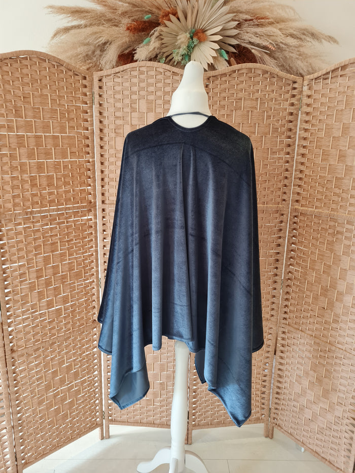 Carmen cape in petrol one size