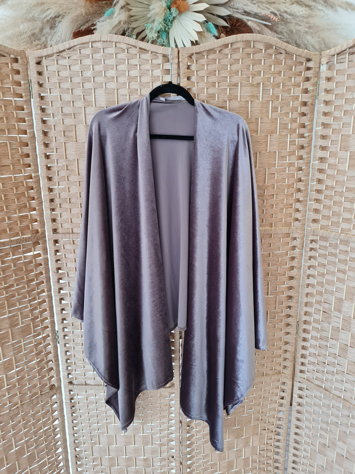 Carmen cape in taupe one size