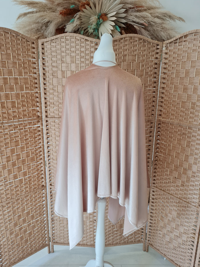 Carmen cape in vanilla one size