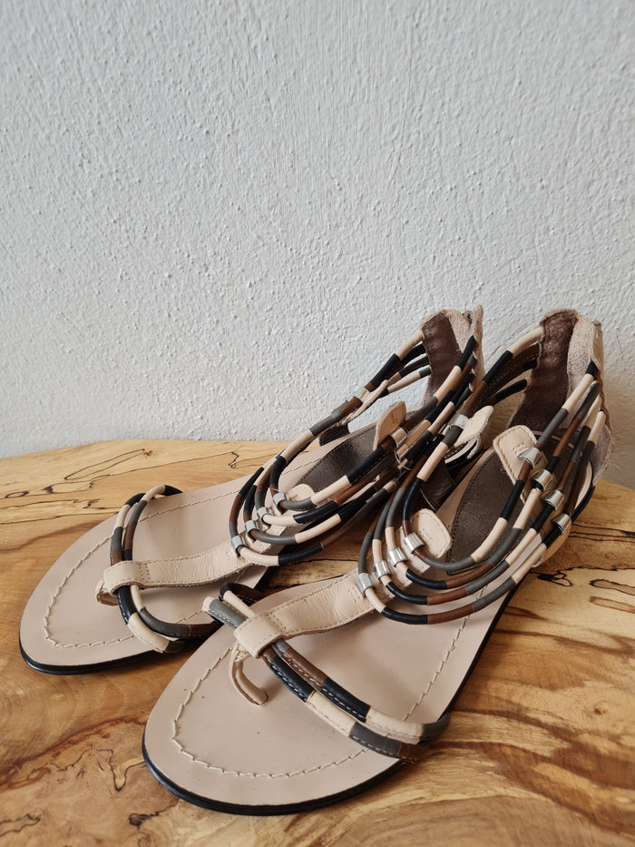 Carvela cream/Brown Sandals 8 New