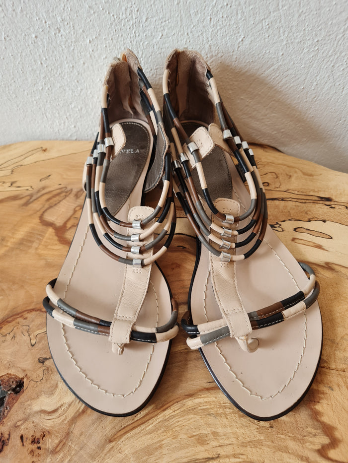 Carvela cream/Brown Sandals 8 New