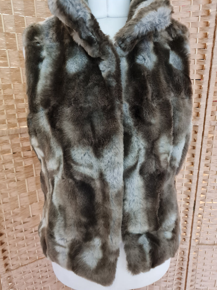 CC Faux Fur Gillet Medium