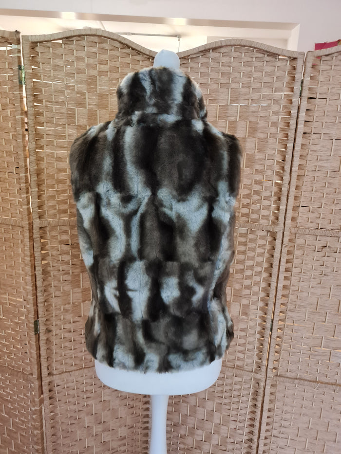 CC Faux Fur Gillet Medium