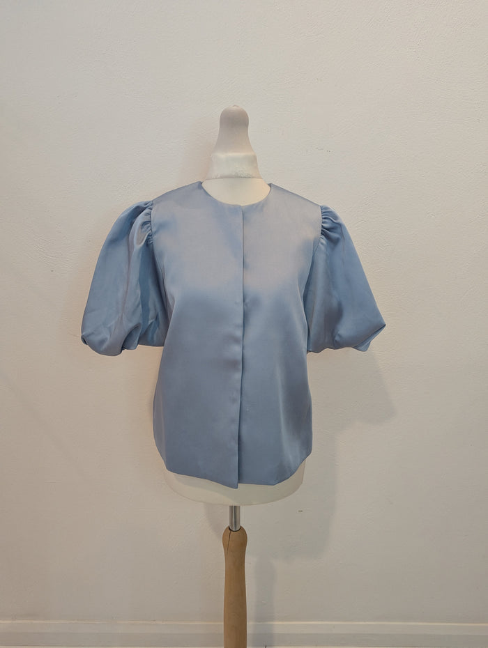 Charlotte & Tess Blue Satin Top S NWT