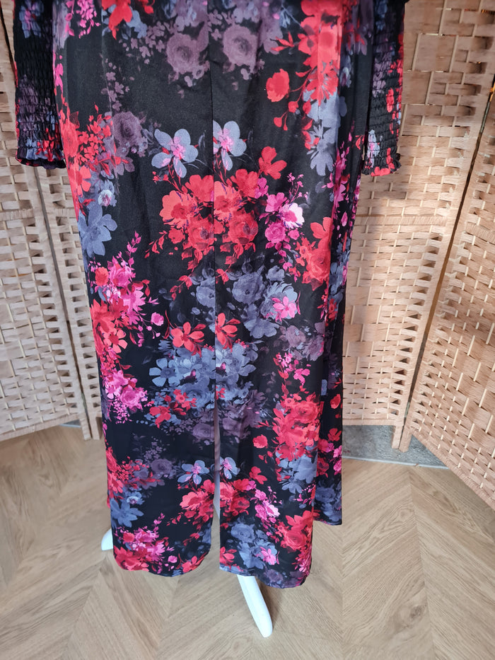 Chi Chi London Grey/ Red Floral Maxi Size 14 NWT
