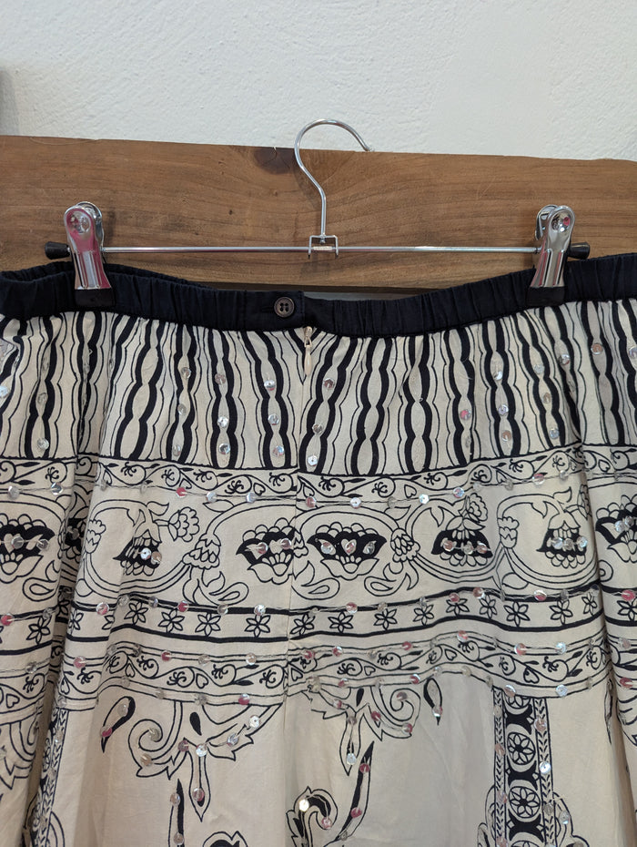 Classics Cream Black Skirt 14