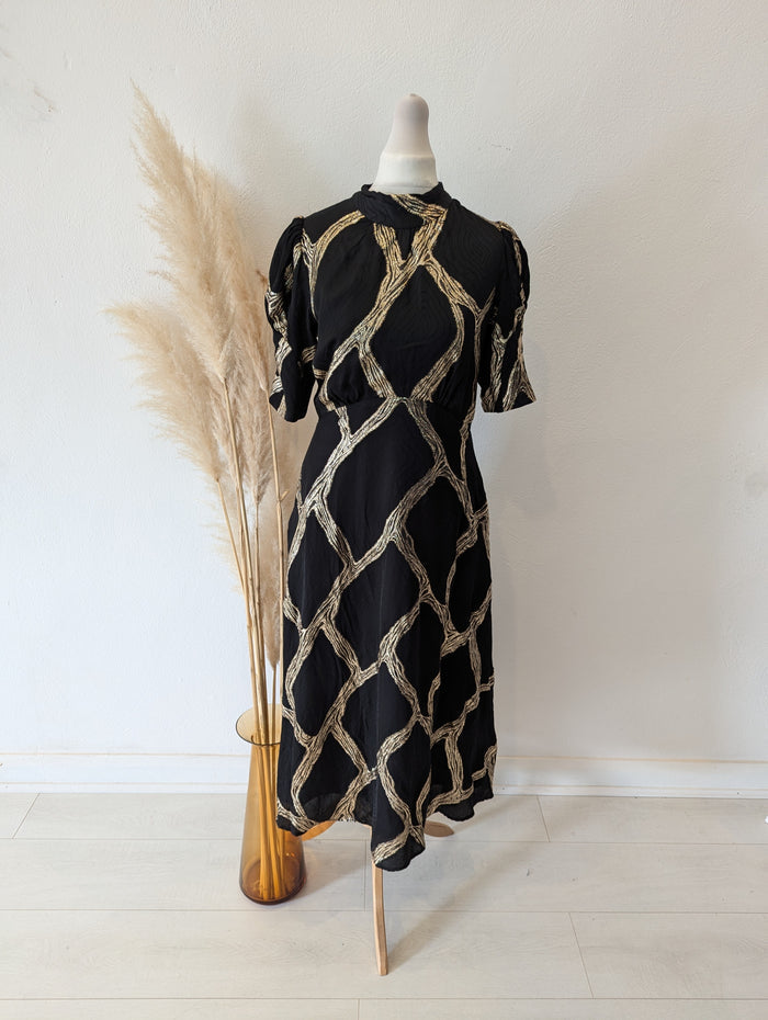 Closet Black/Gold print Dress 10