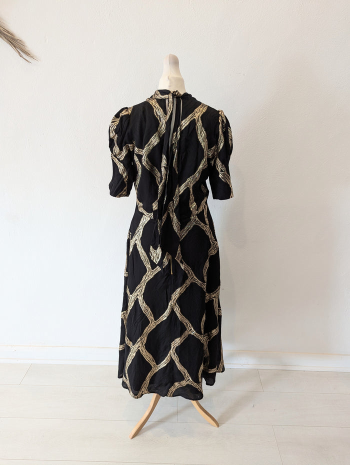 Closet Black/Gold print Dress 10