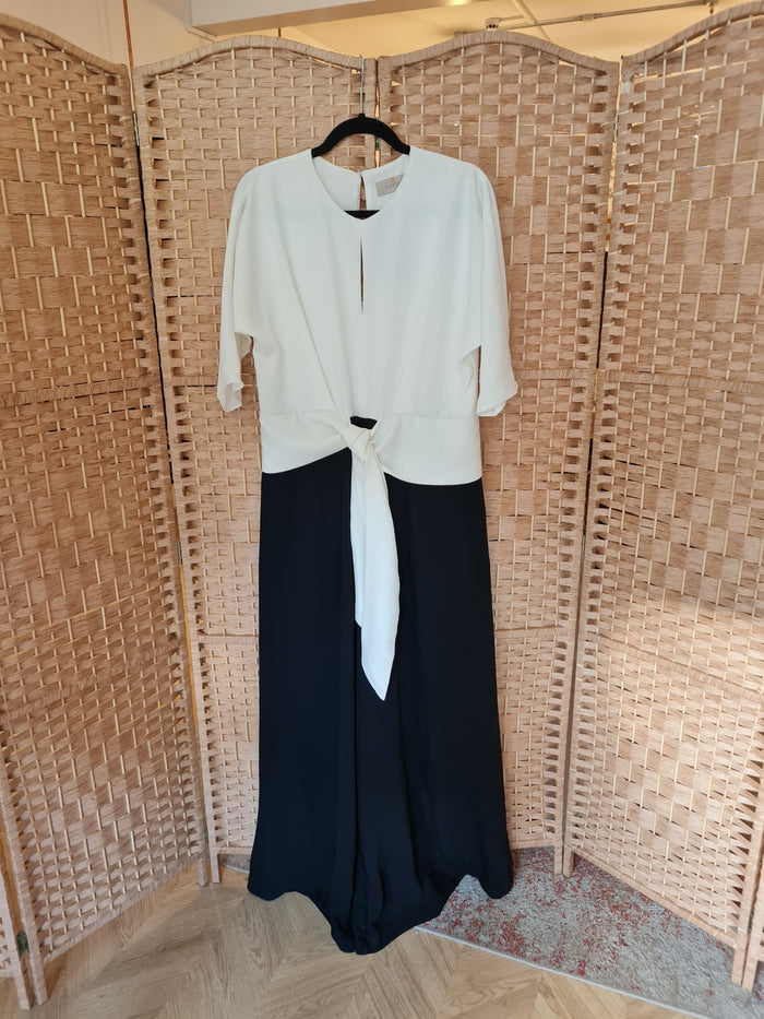 Coast Black & White Jumpsuit Size 14