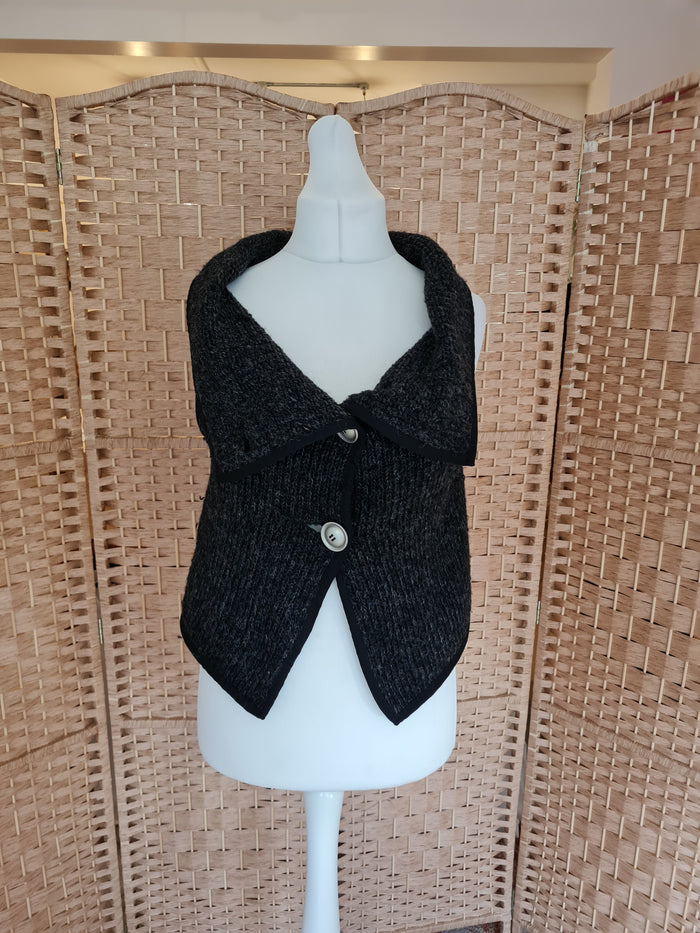Cocomenthe Charcoal Wool Gilet Small
