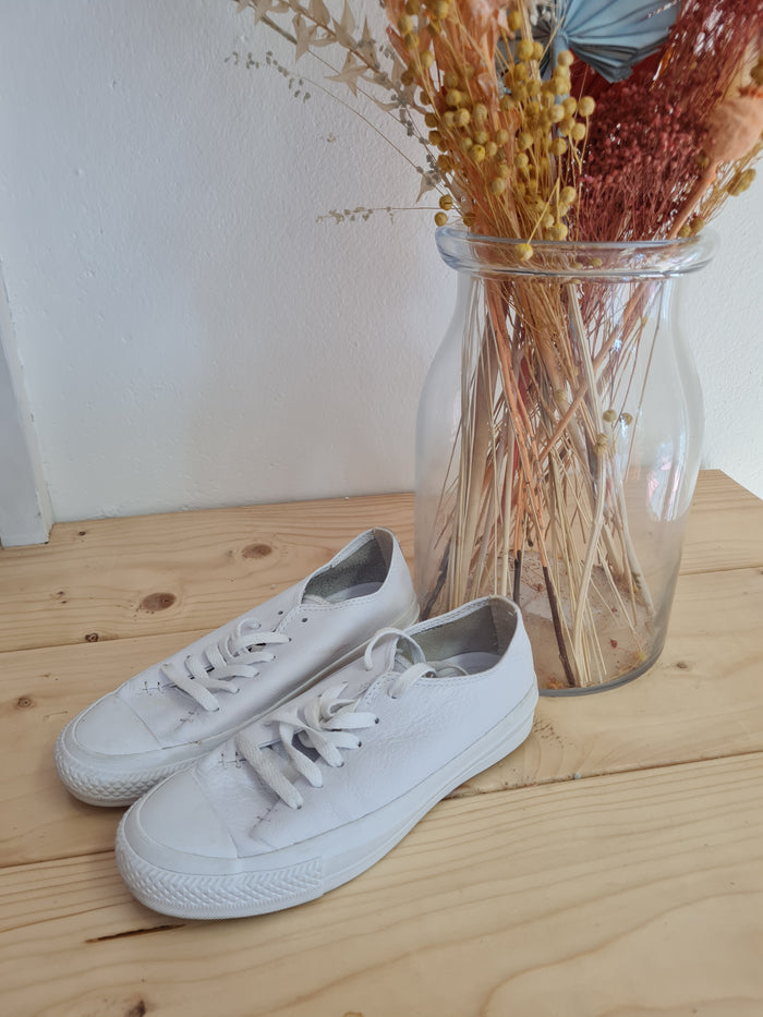 Converse White Leather Trainers Size 5