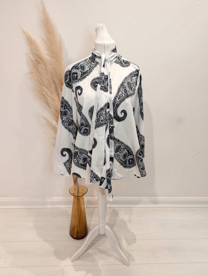 COS White/Black Print Shirt 42
