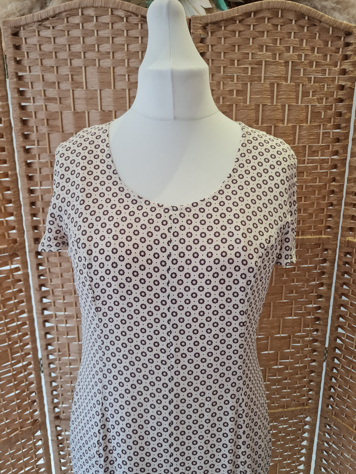 Cream and Brown Midi 12/14