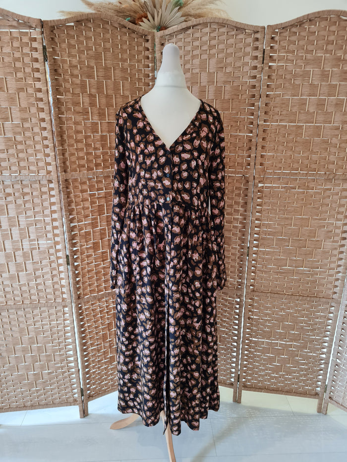 Daphnea Paris Brown/Pink Maxi Dress Small