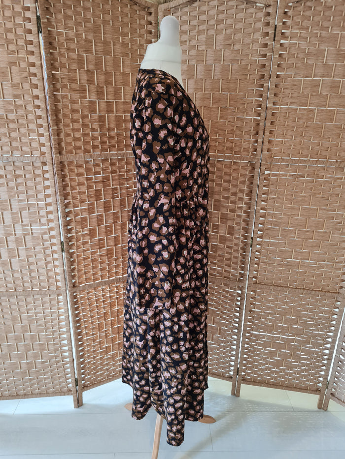 Daphnea Paris Brown/Pink Maxi Dress Small